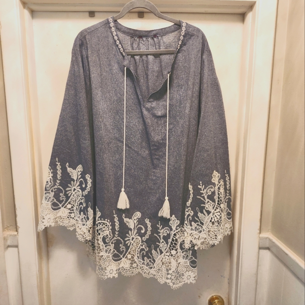 Denim top with lace trim